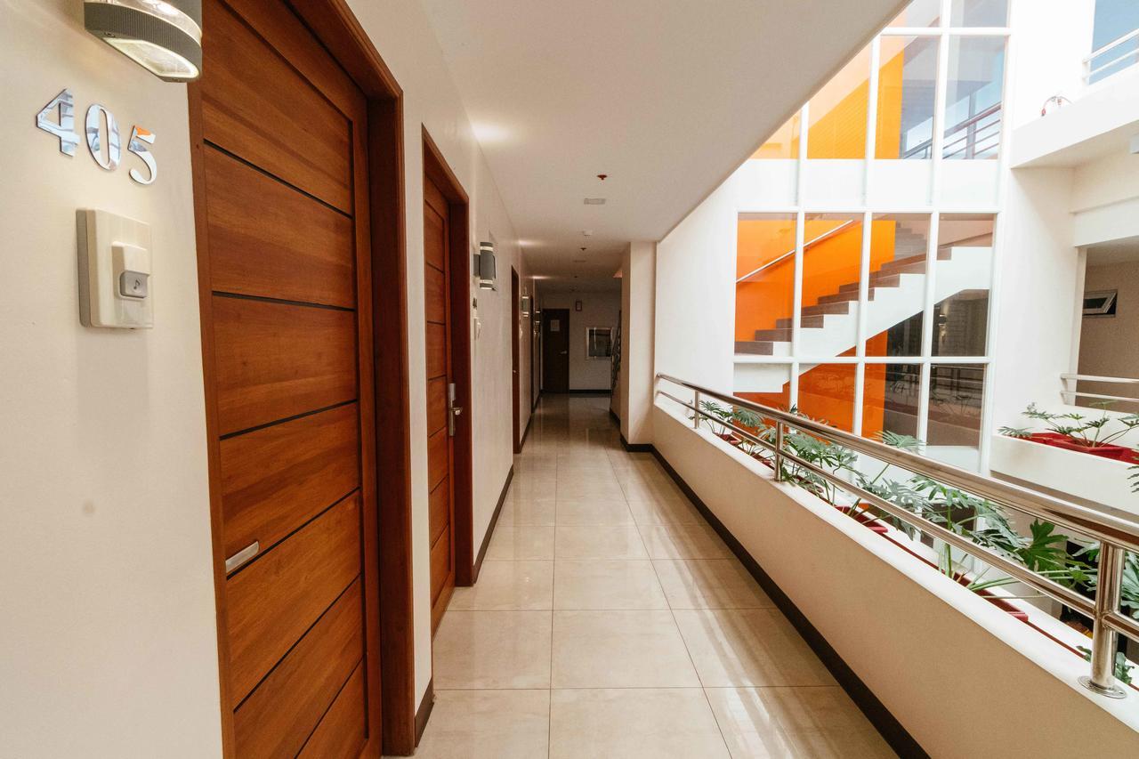 Reddoorz Premium @ Sampaloc Makati Hotel Makati City Екстериор снимка