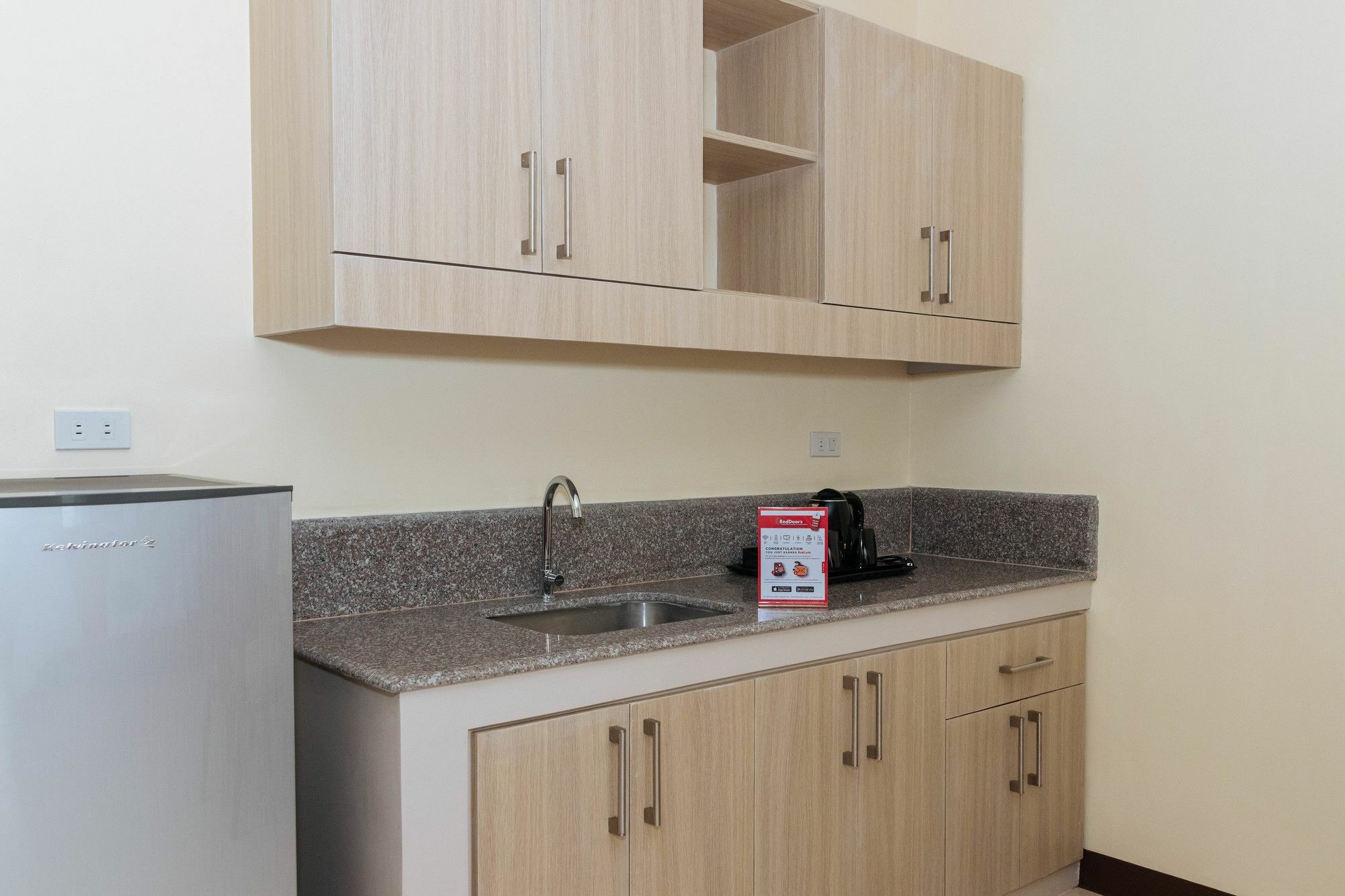 Reddoorz Premium @ Sampaloc Makati Hotel Makati City Екстериор снимка