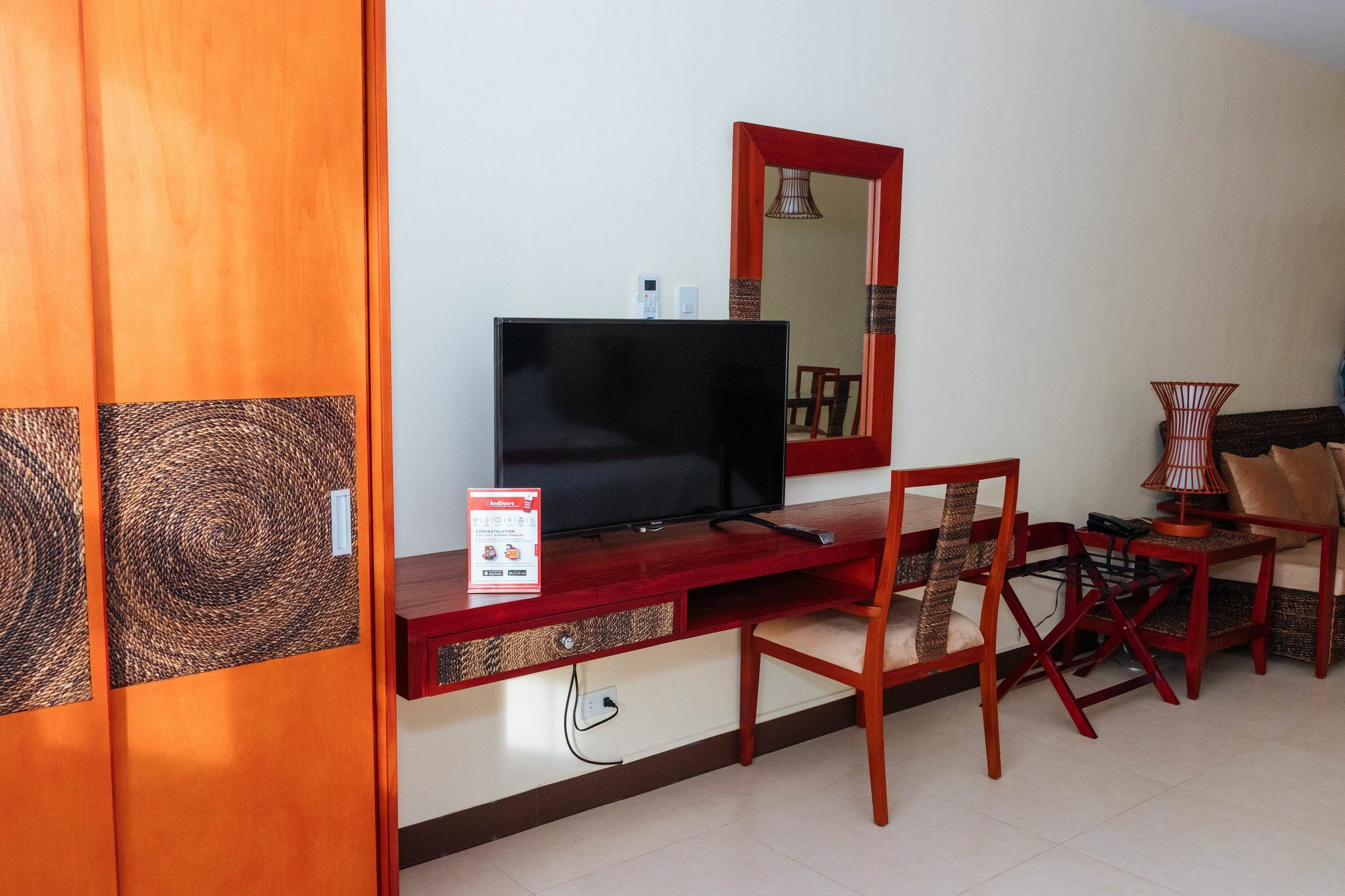 Reddoorz Premium @ Sampaloc Makati Hotel Makati City Екстериор снимка
