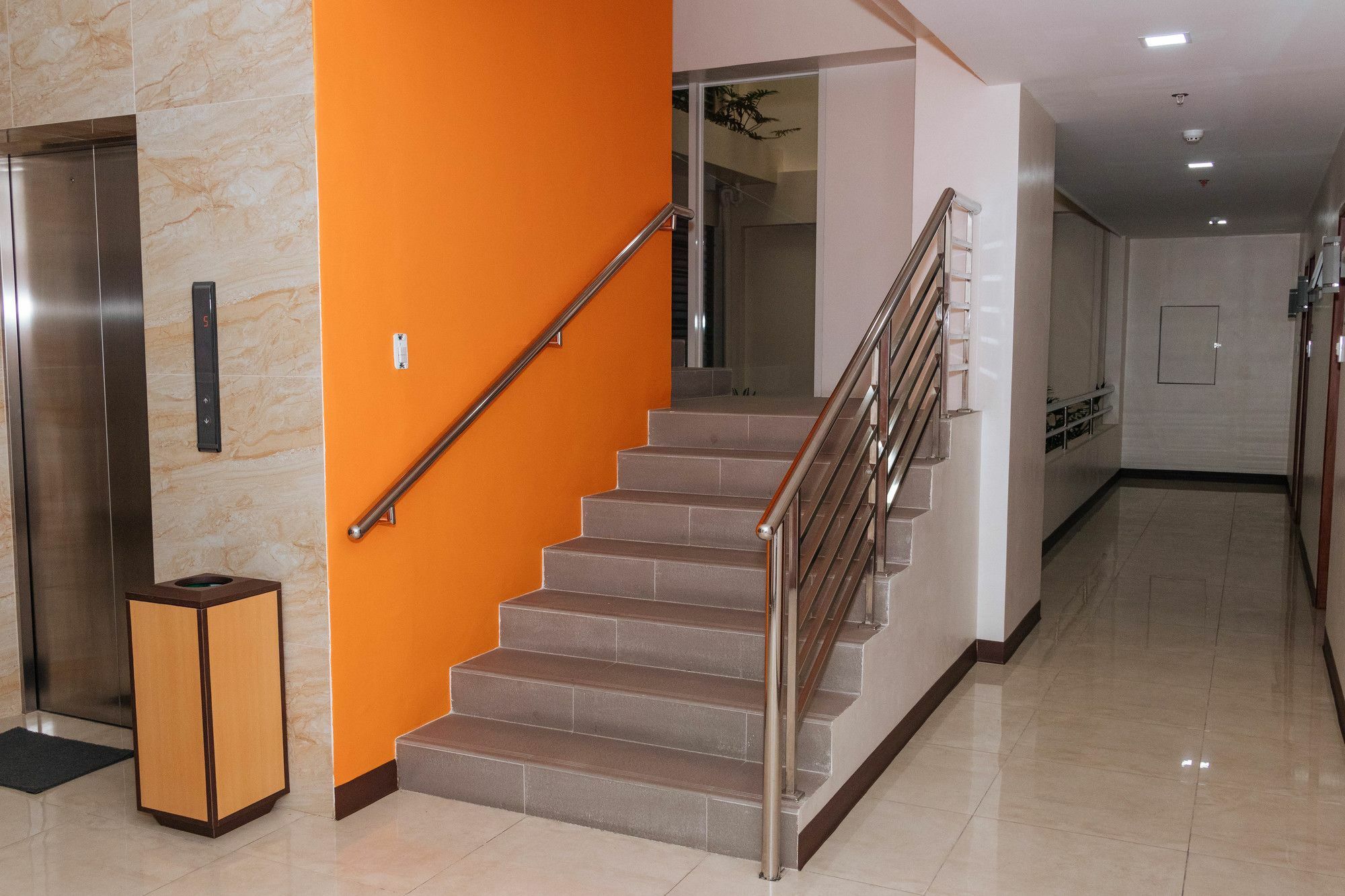 Reddoorz Premium @ Sampaloc Makati Hotel Makati City Екстериор снимка